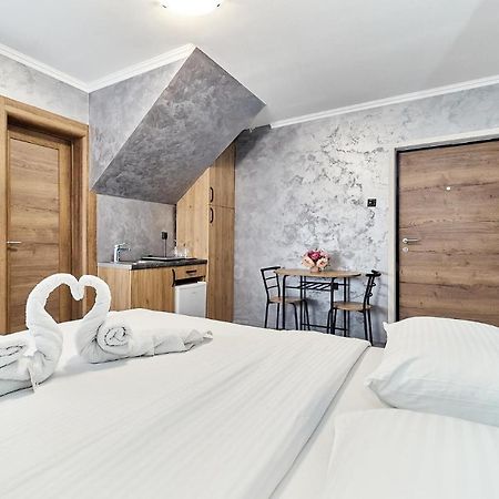 Room 诺威萨 外观 照片